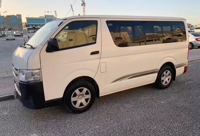 استفاده شده Toyota Hiace برای فروش که در دوحه #5600 - 1  image 